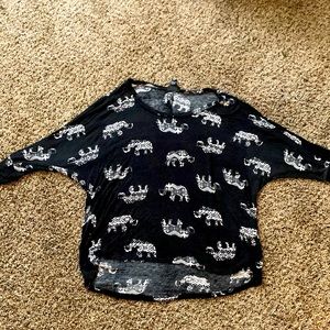 Black & white elephant shirt, 3/4 length sleeve, size small